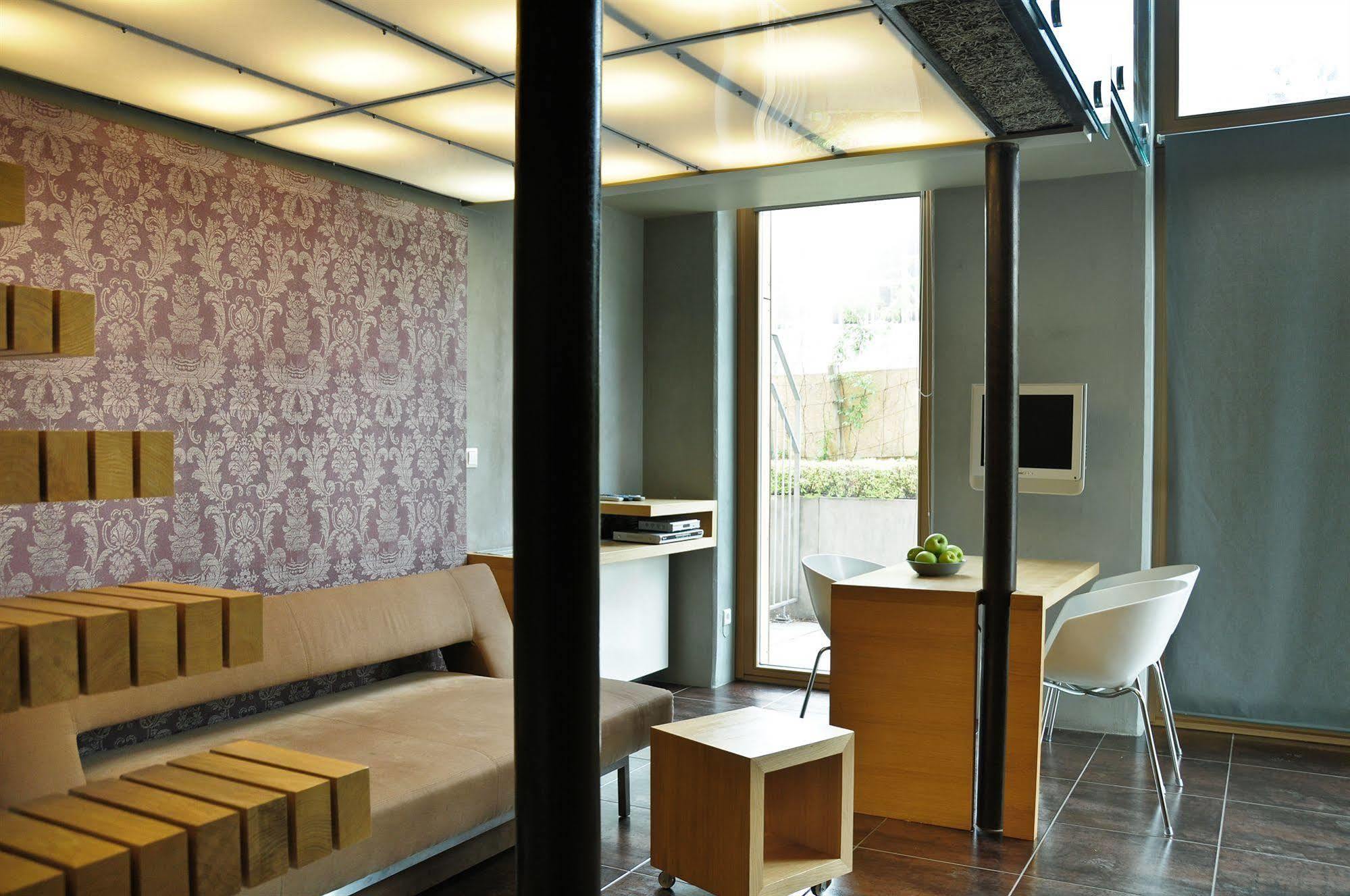 Angel Plaza Appartement *